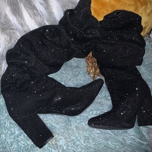 🔥 Slouch Sparkle Boots🔥